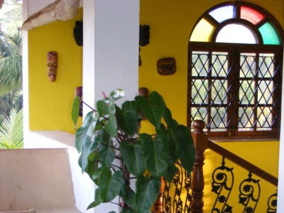 Stain Glass Cottage Upper Balcony Access